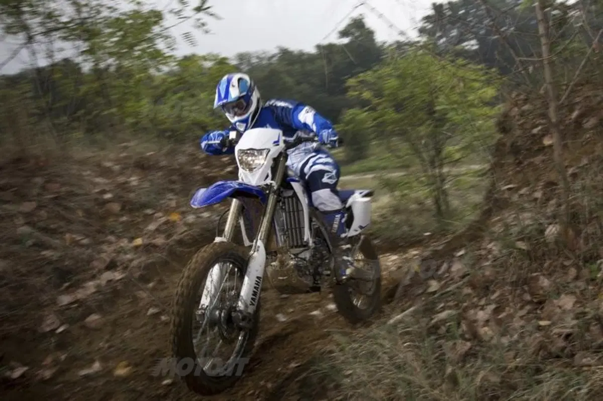 Yamaha WR 450F premiata per il suo design (2)