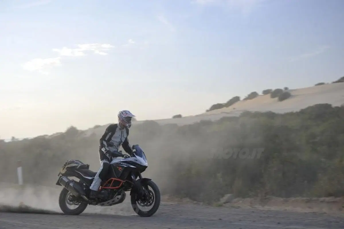 KTM 1190 Adventure R (14)
