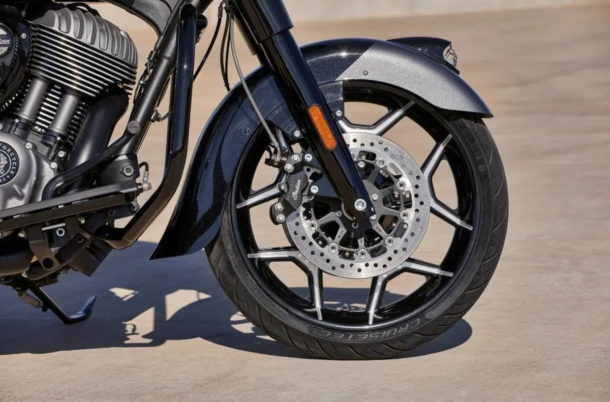 Indian Chieftain Elite 2021. Una serie anniversario molto speciale (7)