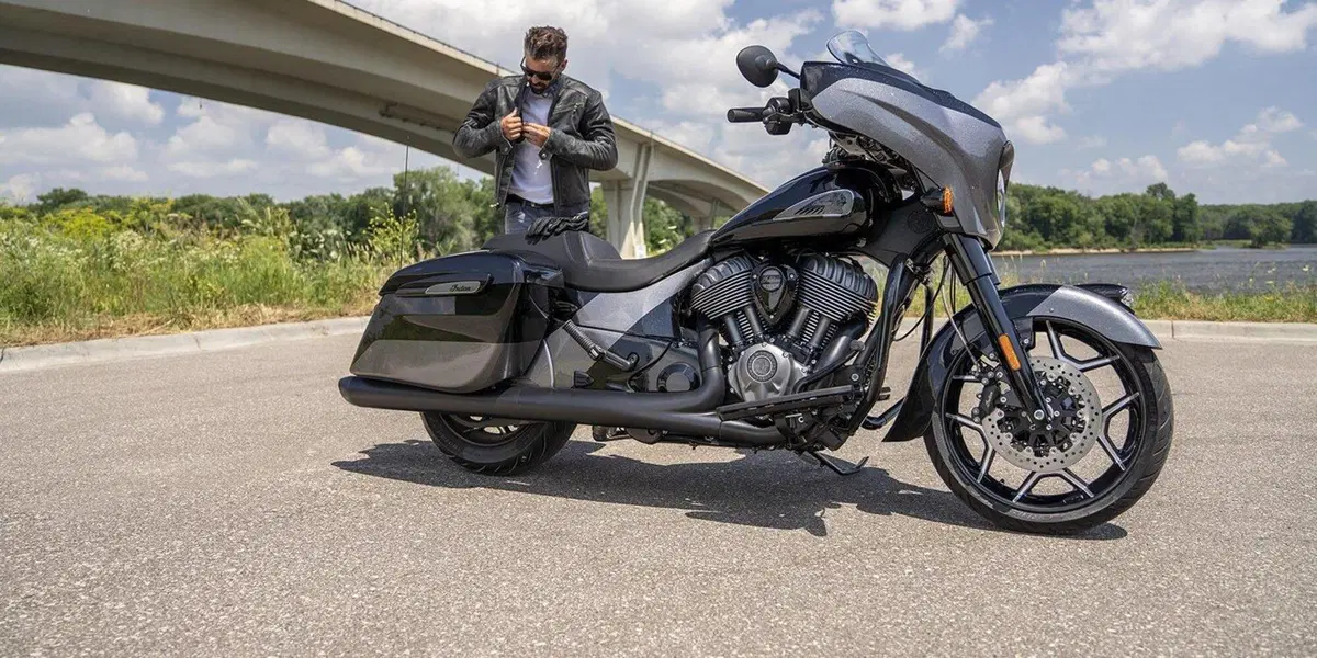 Indian Chieftain Elite 2021. Una serie anniversario molto speciale (2)