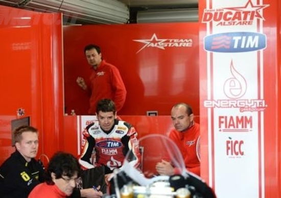 SBK. Test a Jerez per la Panigale di Checa e Badovini