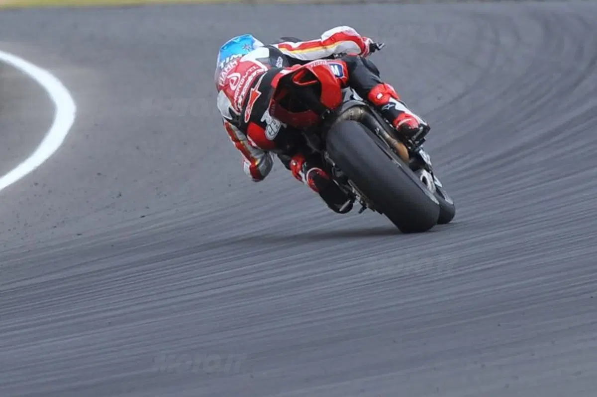 SBK. Test a Jerez per la Panigale di Checa e Badovini (5)
