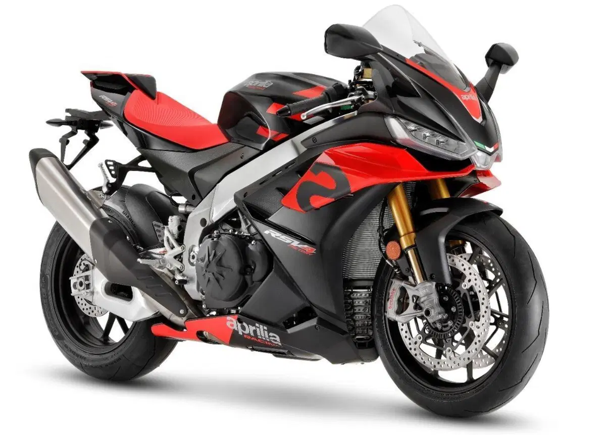 Aprilia RSV4 e RSV4 Factory 2021. Foto, prezzi e disponibilità (6)