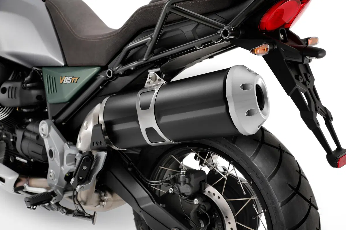 Livrea Centenario per le Moto Guzzi V85TT, V7 e V9 serie speciale (6)