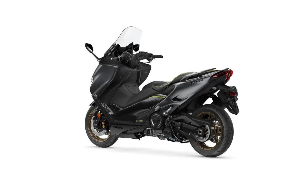 Yamaha TMAX 20th anniversary: ecco l'edizione speciale (22)