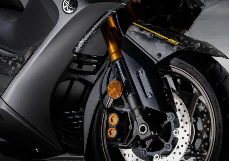 Yamaha T-Max 560 T-Max 560 20° anniversario (2021) (14)