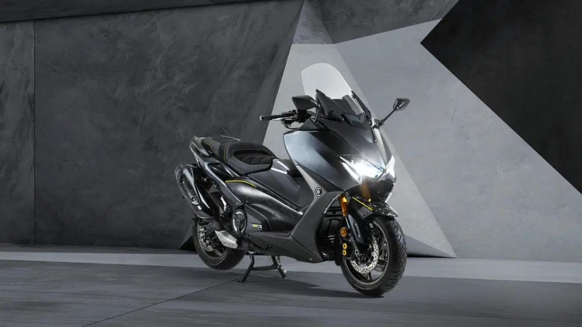 Yamaha T-Max 560 T-Max 560 20° anniversario (2021) (18)