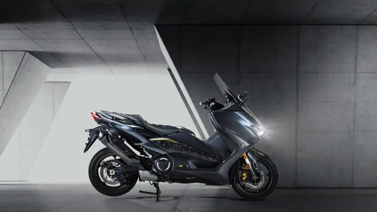 Yamaha T-Max 560 T-Max 560 20° anniversario (2021) (21)