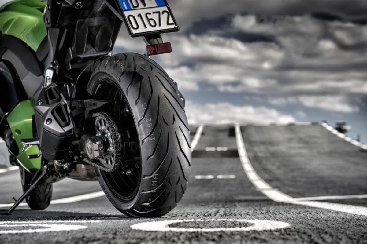 Pirelli Angel GT. Per turismo e per sport (18)