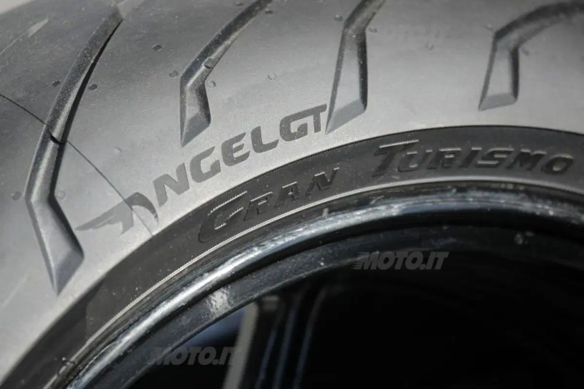 Pirelli Angel GT. Per turismo e per sport (19)