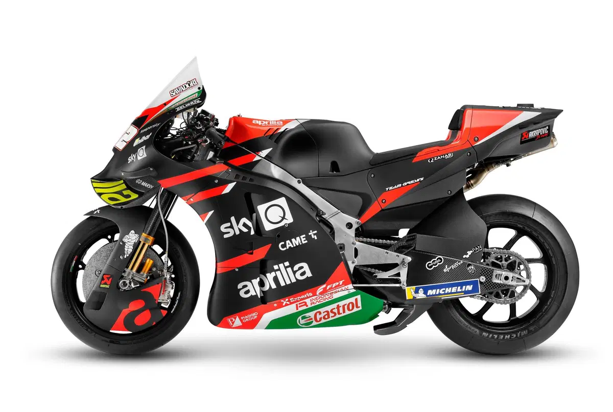 MotoGP. Aprilia Racing Team Gresini svela la RS-GP 2021 di Espargaro e Savadori (5)