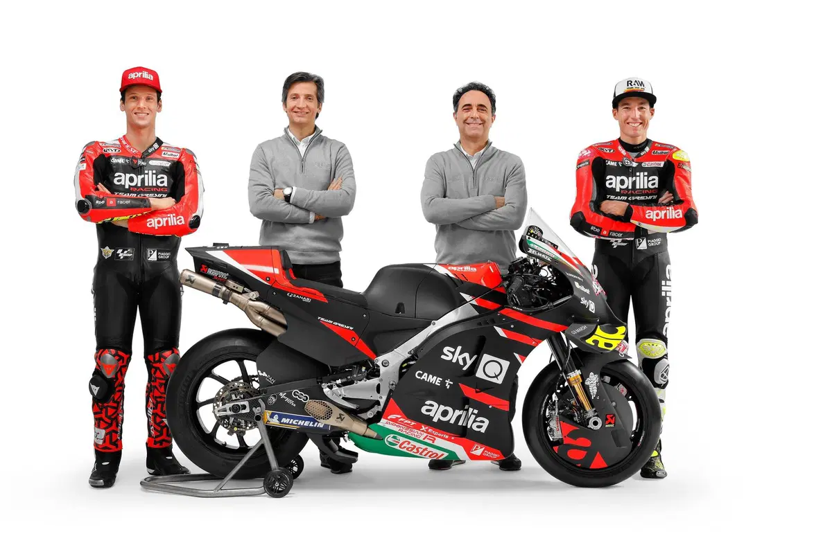MotoGP. Aprilia Racing Team Gresini svela la RS-GP 2021 di Espargaro e Savadori (3)
