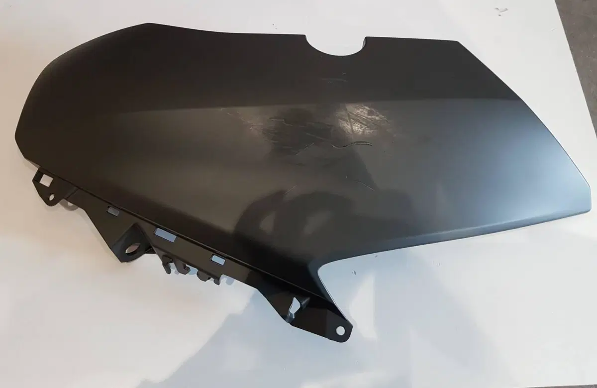 CARENA SCUDO SUPERIORE SINISTRA YAMAHA XMAX (2)