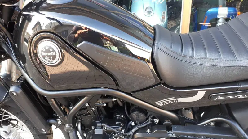 Benelli Leoncino 500 Trail (2021 - 26) (7)