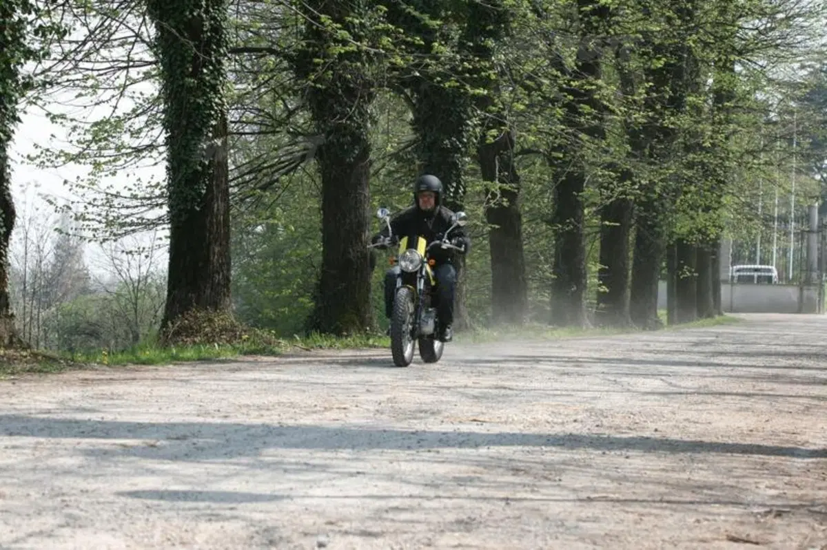 Borile B450 Scrambler (4)