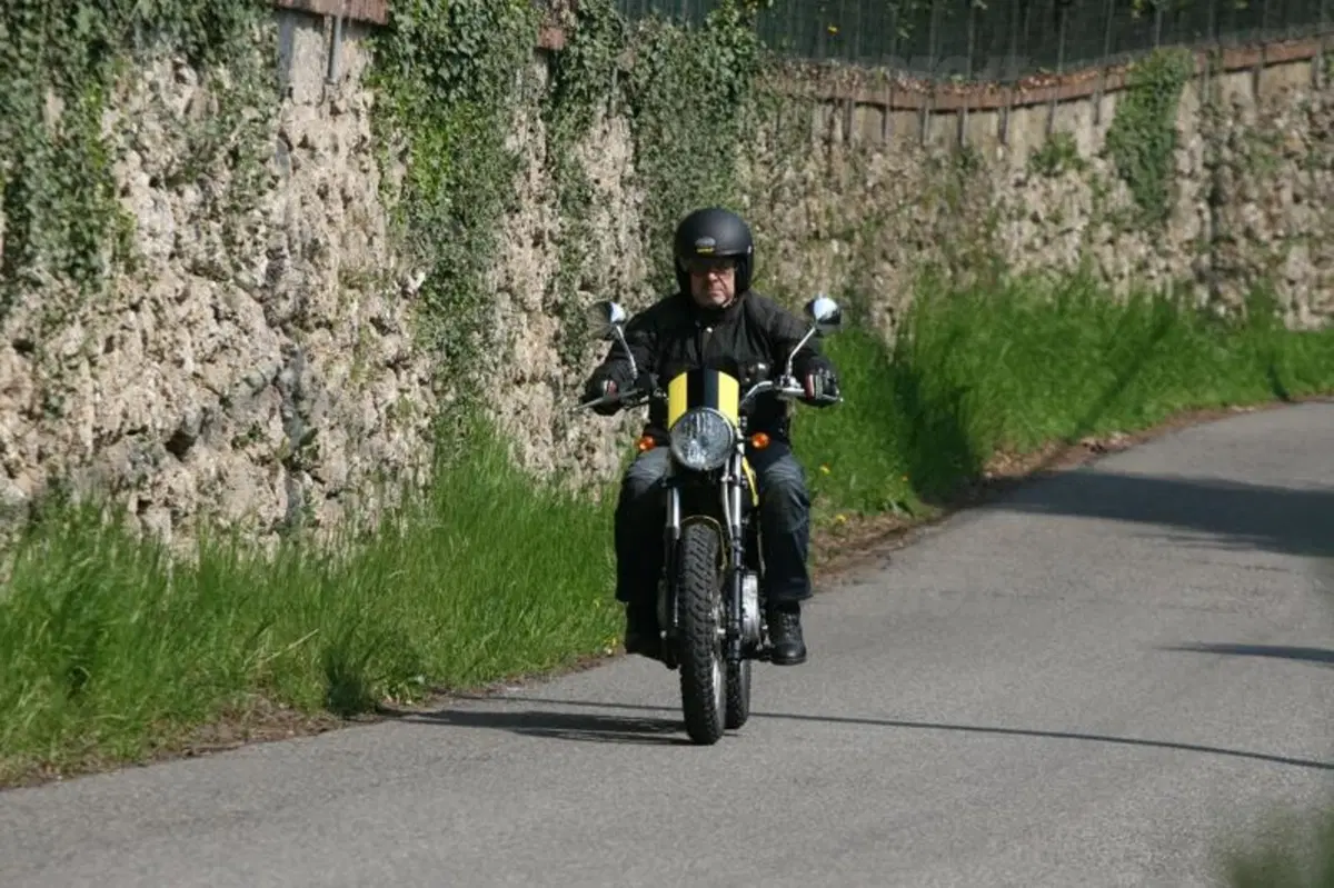 Borile B450 Scrambler (5)