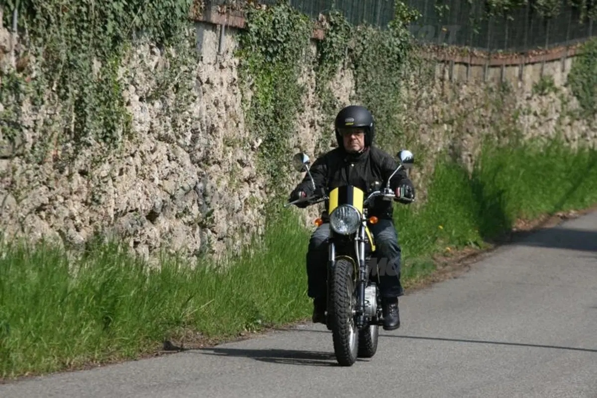 Borile B450 Scrambler (6)