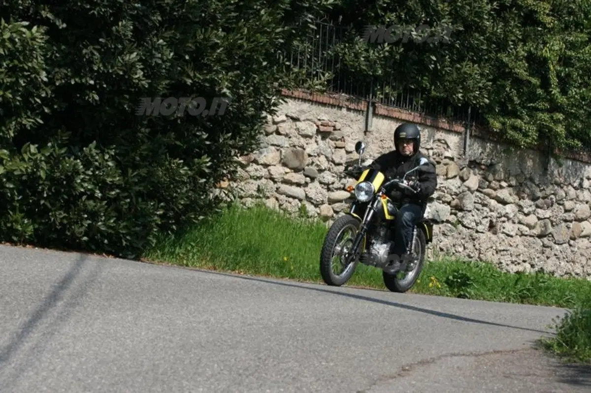 Borile B450 Scrambler (9)