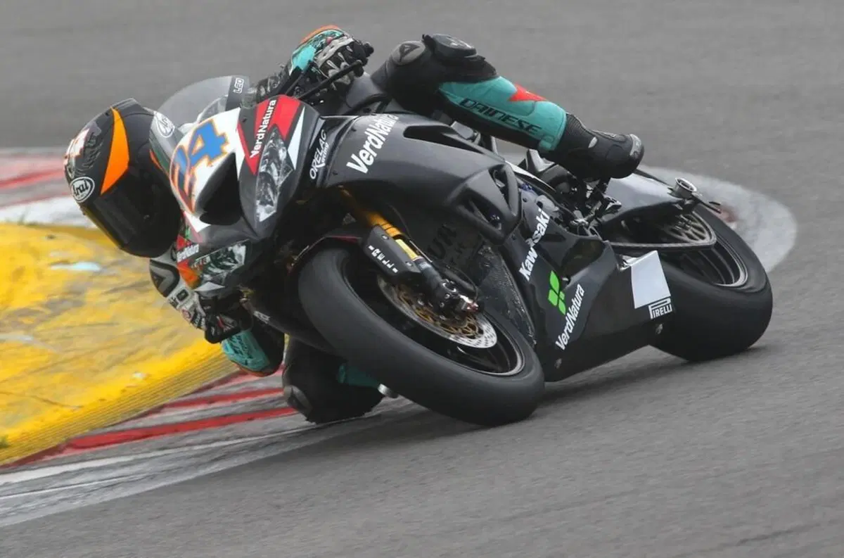 SBK 2021. Una giornata di prove a Portimao per Jonathan Rea (4)