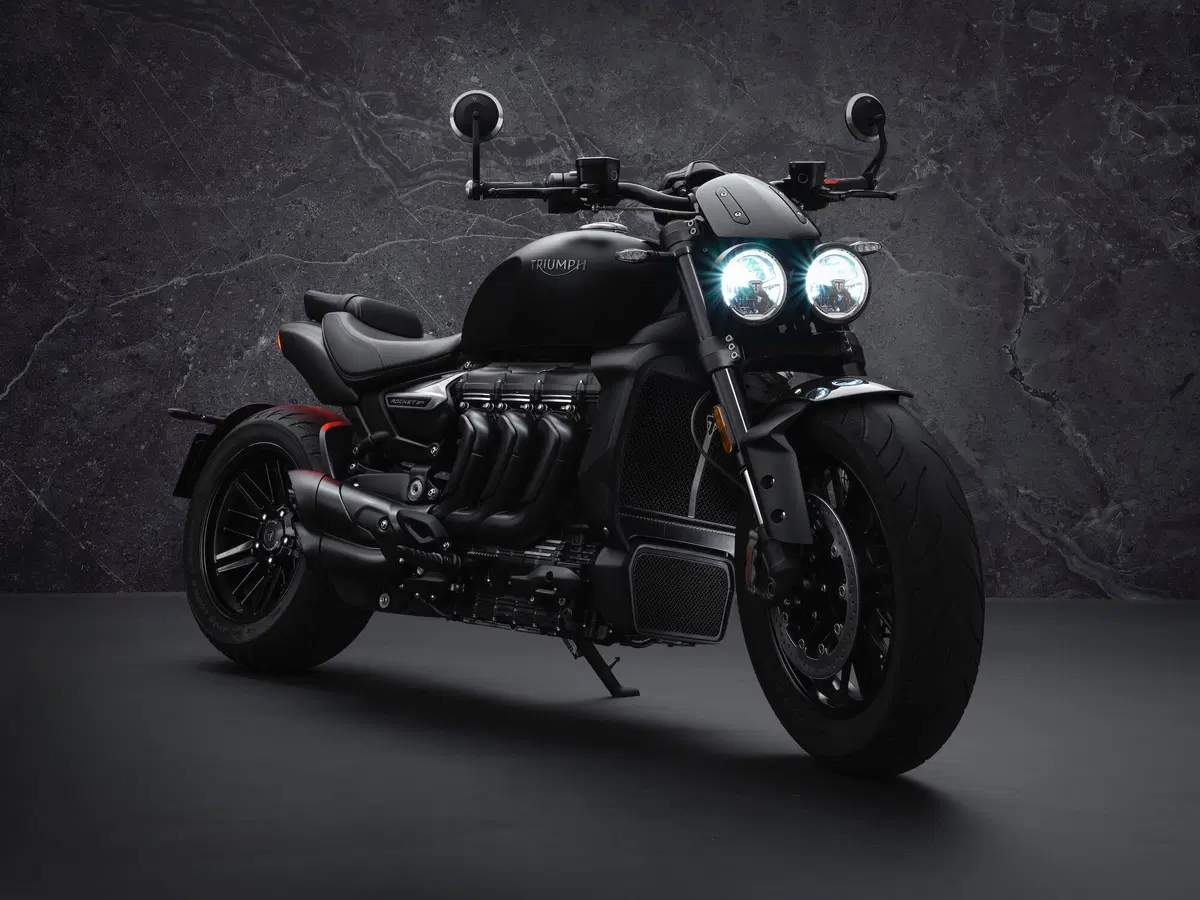 Triumph Rocket 3R Black