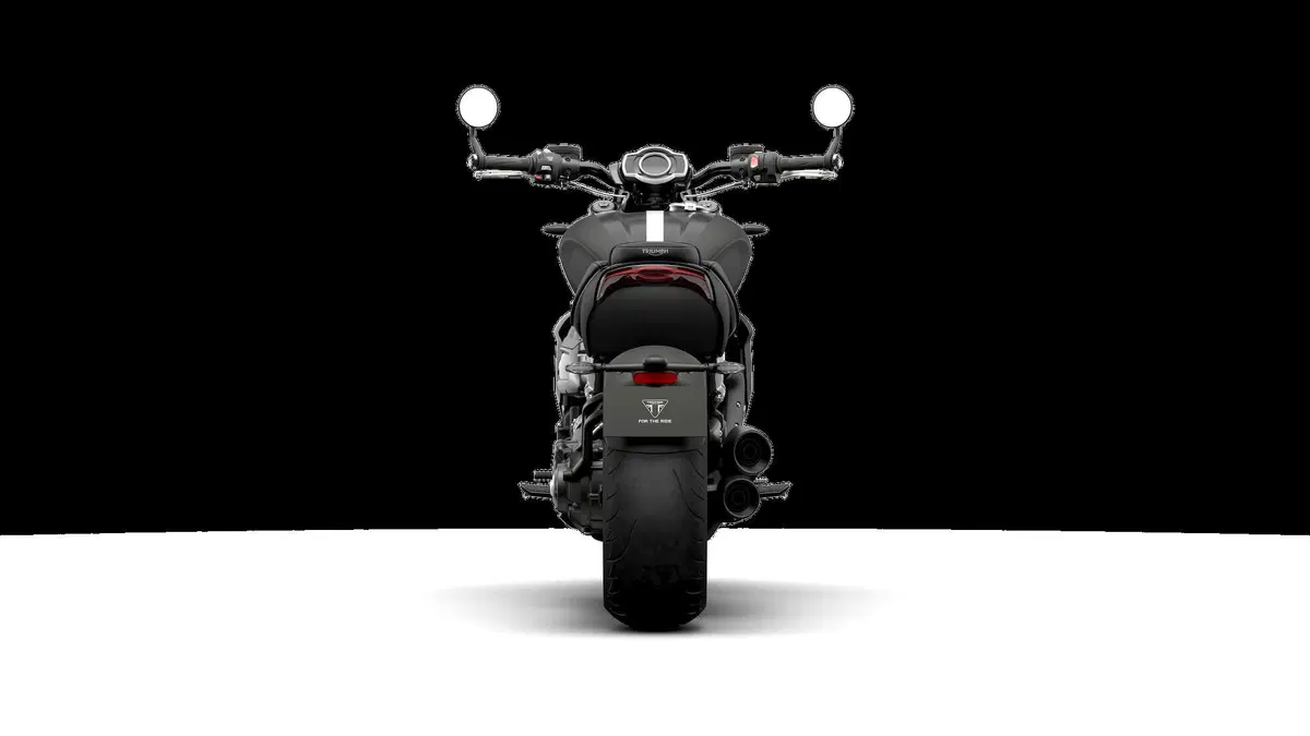 Triumph Rocket 3R Black (17)