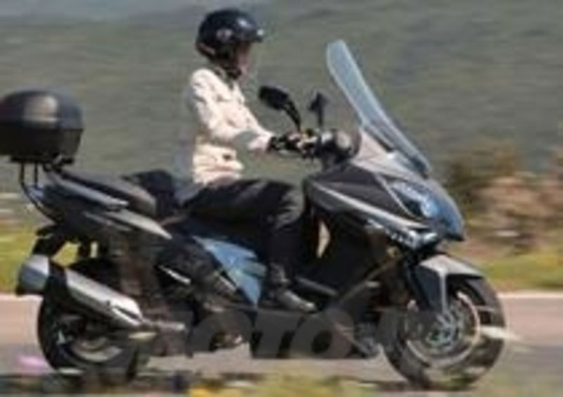 Finanziamento a interessi zero per Kymco K-XCT 300i e K-XCT 125i 