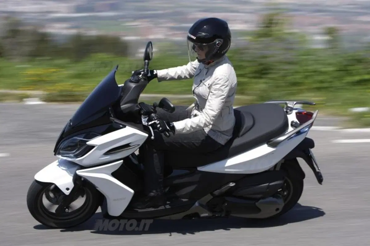 Kymco Xciting 400i e K-XCT 300i 