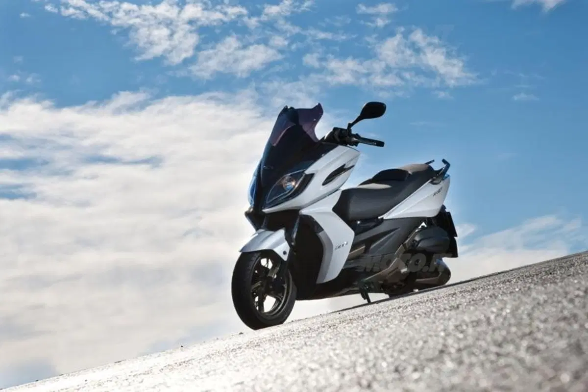 Kymco Xciting 400i e K-XCT 300i  (13)