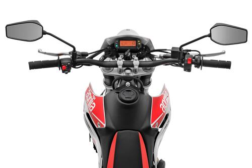 Aprilia rinnova le SX e RX 125 nel motore, nel design e nelle dotazioni (9)