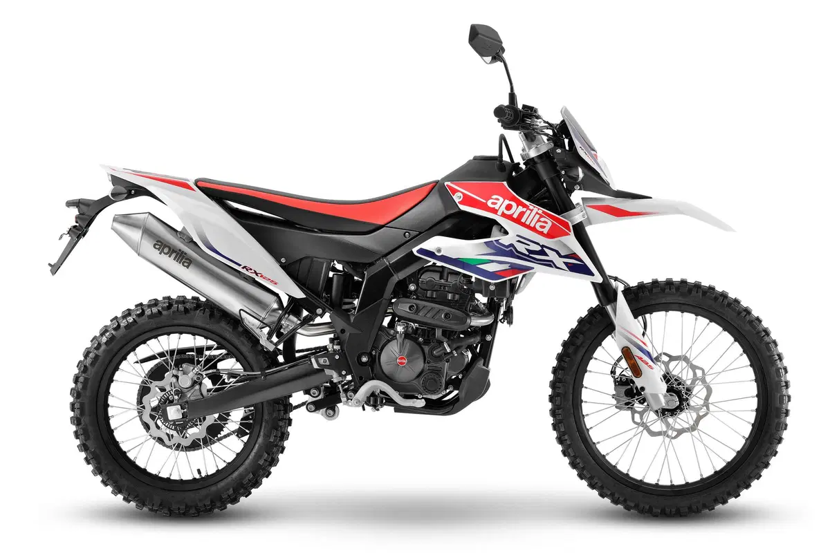 Aprilia rinnova le SX e RX 125 nel motore, nel design e nelle dotazioni (10)