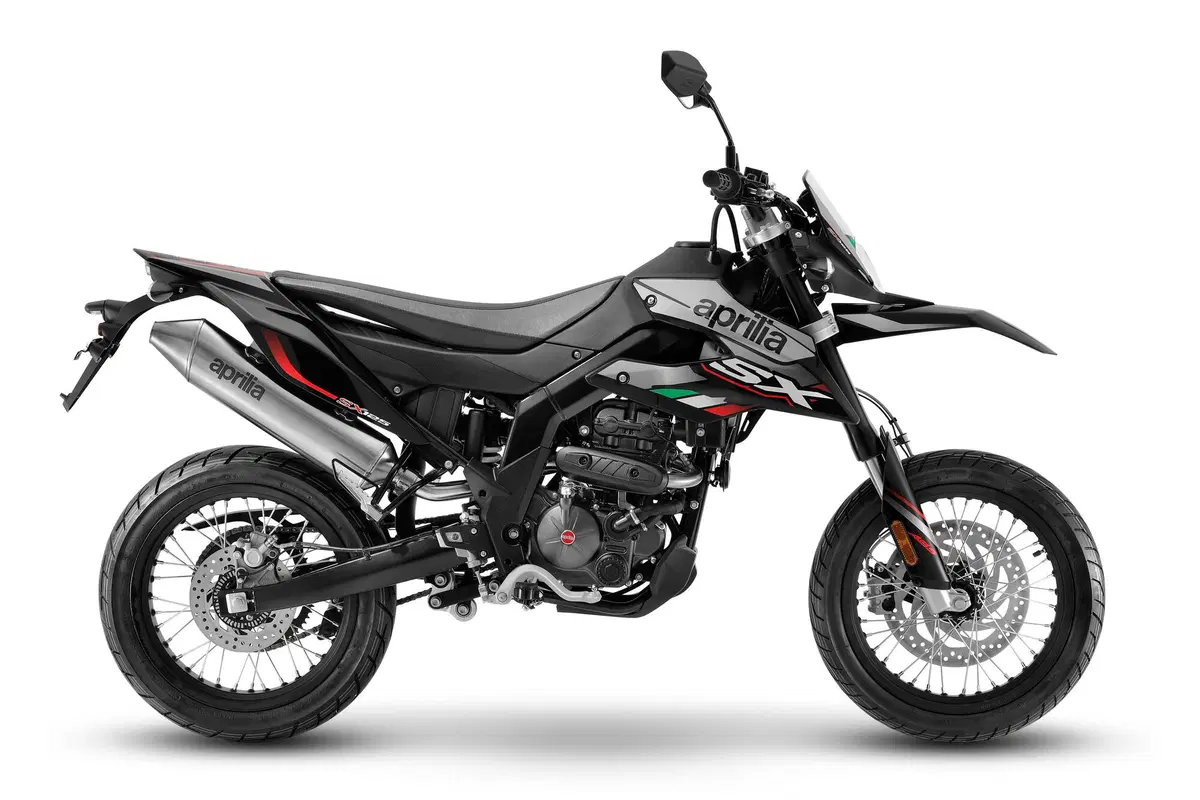 Aprilia rinnova le SX e RX 125 nel motore, nel design e nelle dotazioni (12)