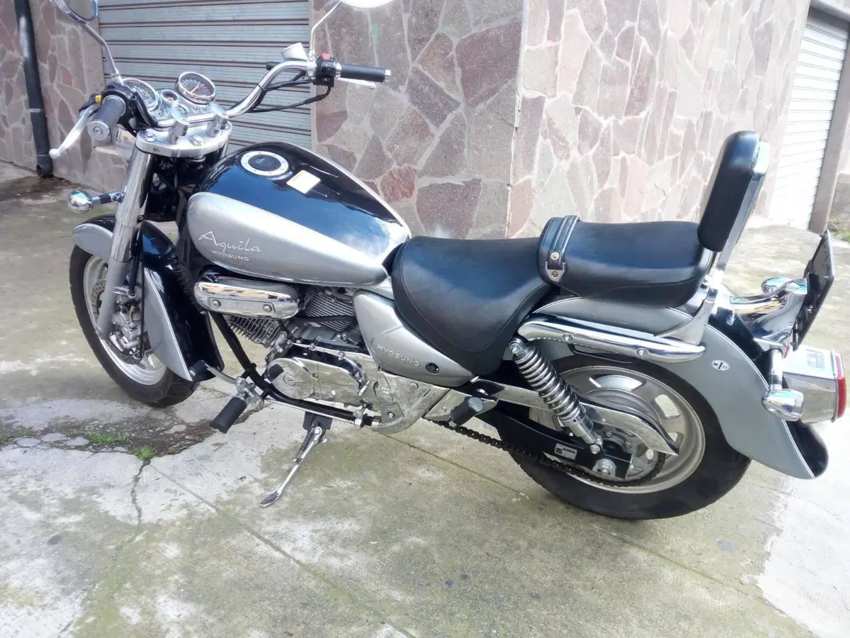 Hyosung Aquila 250 GV (2004 - 16) (4)
