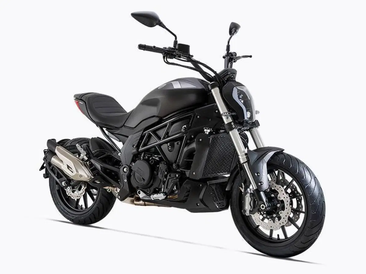 Benelli 502 C (2021 - 25) (4)