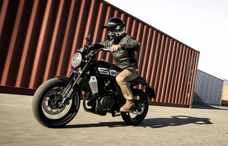 Brixton Motorcycles Crossfire 500 X (2021 - 26) (3)