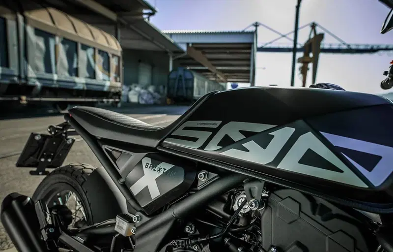 Brixton Motorcycles Crossfire 500 X (2021 - 26) (4)