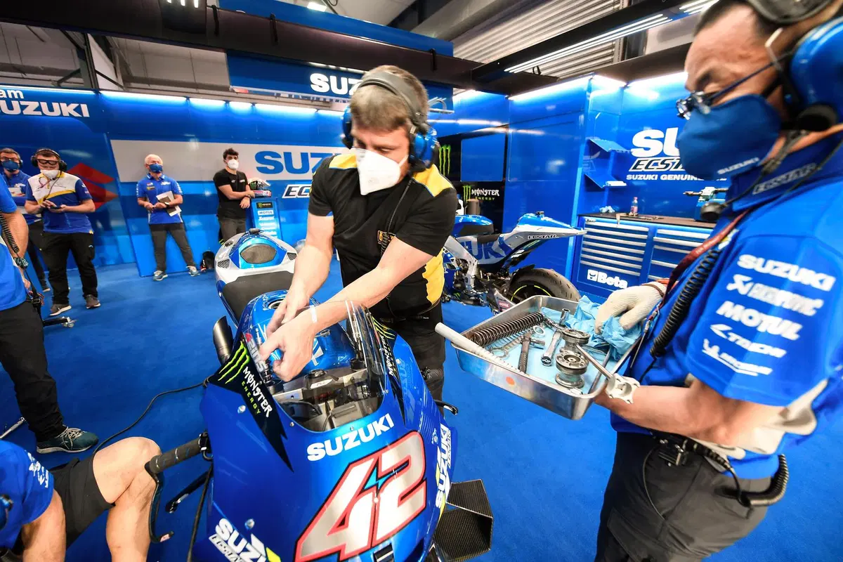 MotoGP 2021. Test Qatar, Day 2. Fabio Quartararo primo, davanti a Jack Miller e Aleix Espargaro [GALLERY] (67)