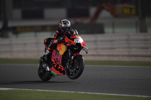 MotoGP 2021. Test Qatar, Day 2. Valentino Rossi: Per i prossimi test c'è da cambiar strada (2)