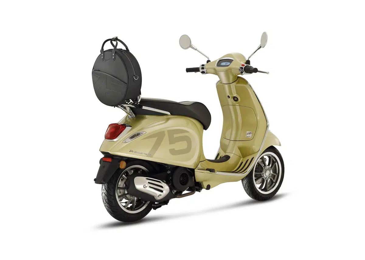 Vespa Primavera 50 Primavera 50 4T 75th (2021) (4)