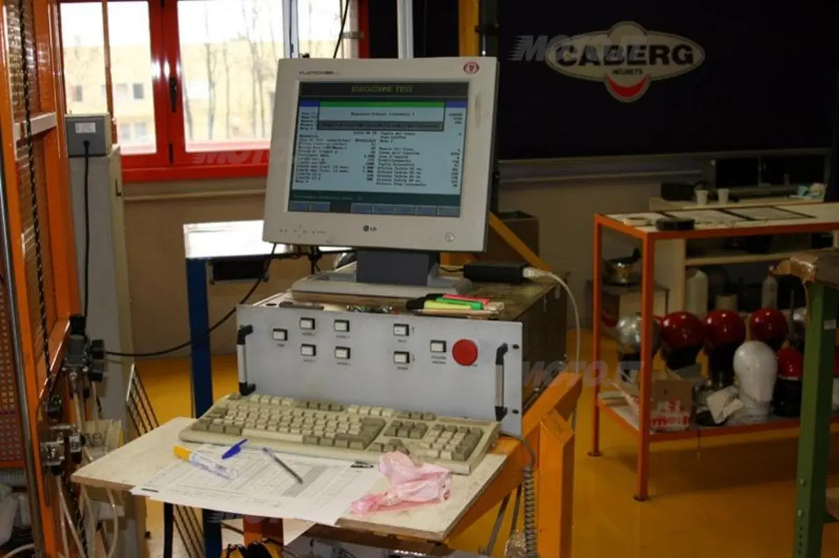 Caberg: innovazione nella sicurezza (15)