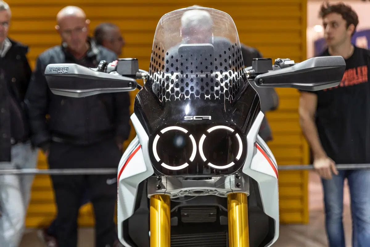 Scrambler DesertX e The Motard Concept a ECIMA 2019 (12)