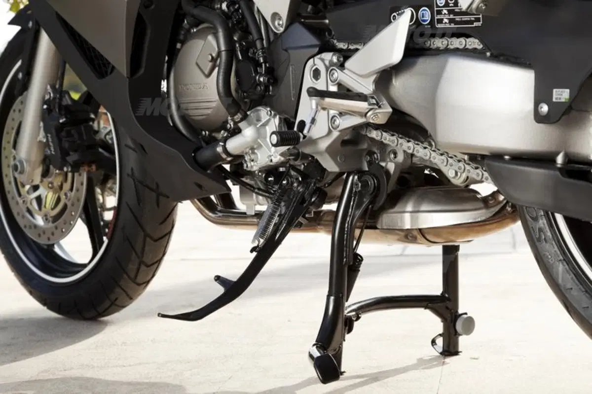 Honda Crossrunner VS Triumph Tiger 800 (69)