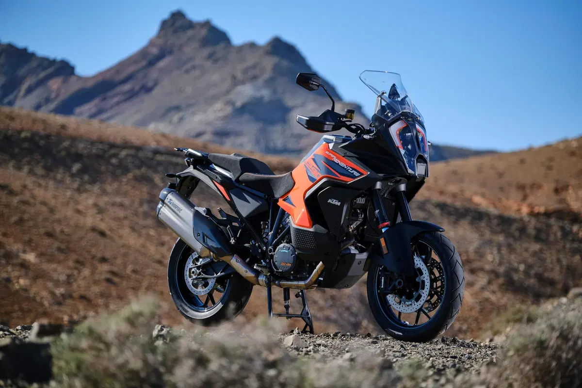 KTM 1290 SUPER ADVENTURE S Test 2021: 160 cv, elettronica al top (5)