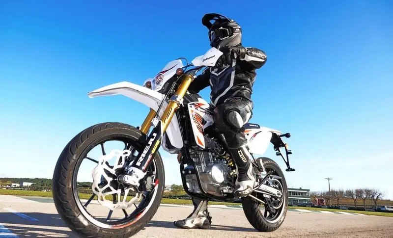 Rieju Marathon 125 Pro (2017 - 20) (3)
