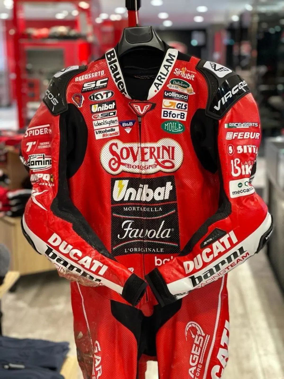 Garage Dreams. Ultimi giorni per l'asta benefica di Ciapa la Moto (5)