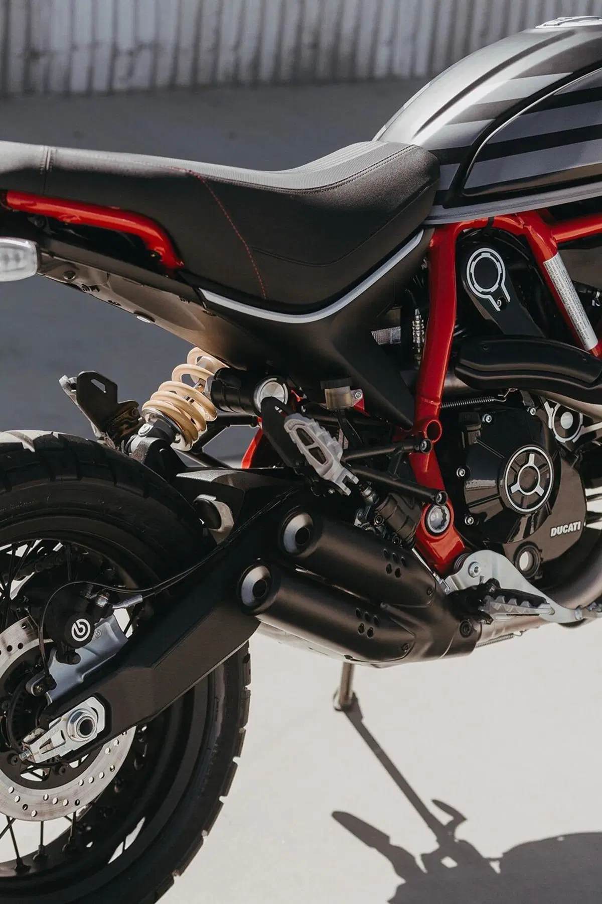 Ducati Scrambler Desert Sled Fasthouse. Nuova Limited Edition (6)
