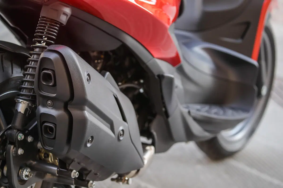 Piaggio Beverly 300 hpe e 400 hpe (61)