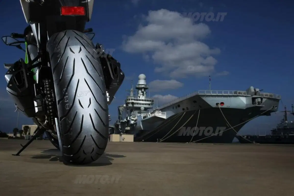 Nuovo pneumatico Pirelli Angel GT (6)