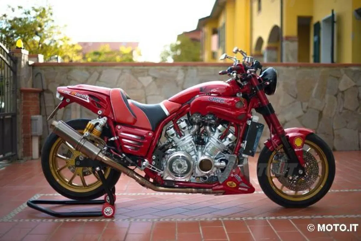 Le Strane di Moto.it: Yamaha V-Max 1200 (3)