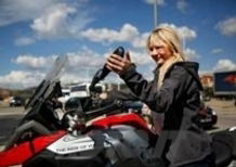 La bella Stephanie: da Barcellona a Firenze con la Bmw R1200GS