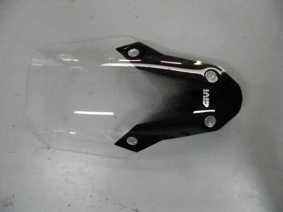 PARABREZZA GIVI TRASPARENTE USATo HONDA AFRICA T. (2)